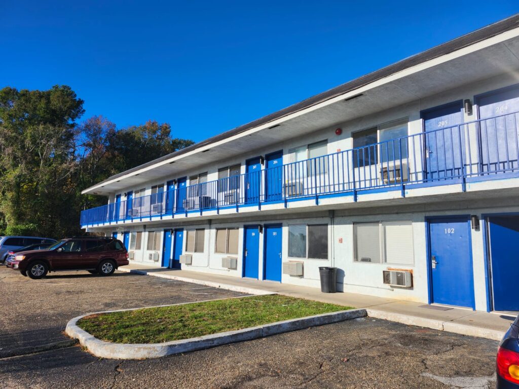 Two-story exterior of Extended Stay Mobile hotel in Mobile, Alabama